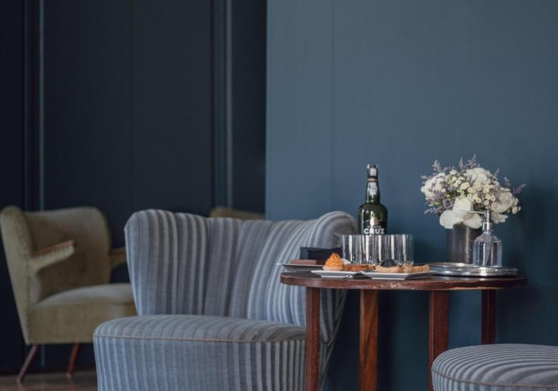 Condes De Azevedo Palace Apartments