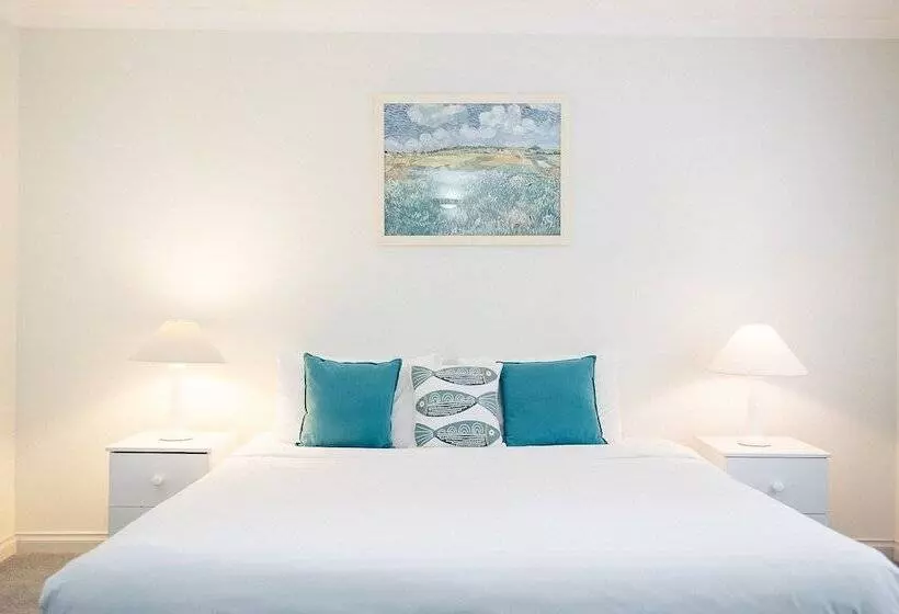 هتل Middleton Beach By The Bnb Collection