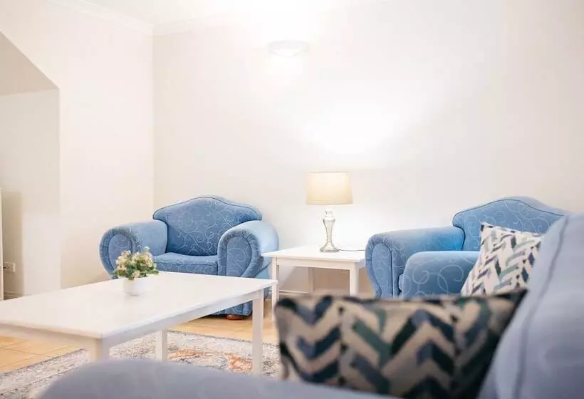 هتل Middleton Beach By The Bnb Collection