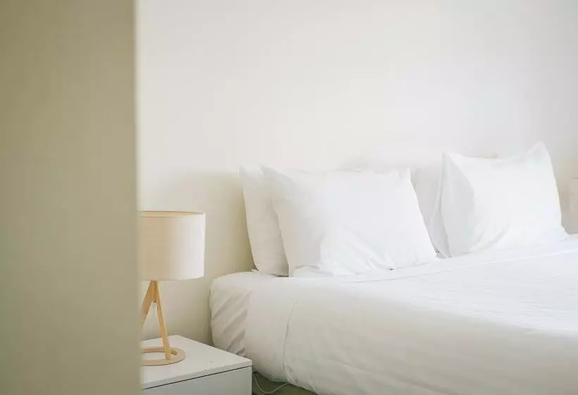 هتل Middleton Beach By The Bnb Collection