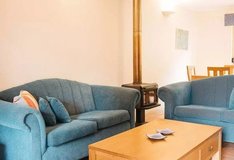 هتل Middleton Beach By The Bnb Collection