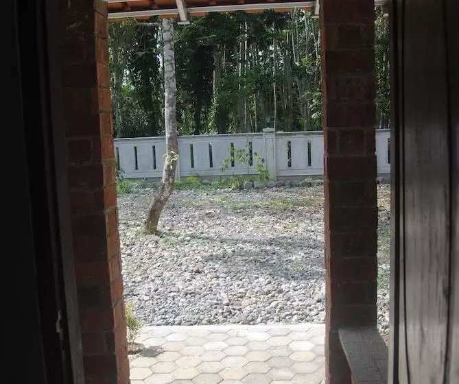 پانسیون Griyo Dan Homestay
