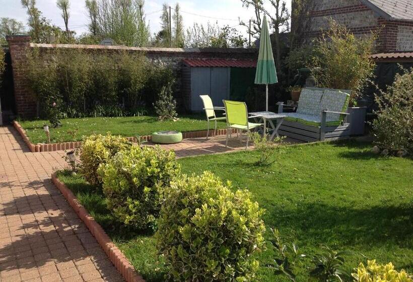 פנסיון Le Jardin Des Poules