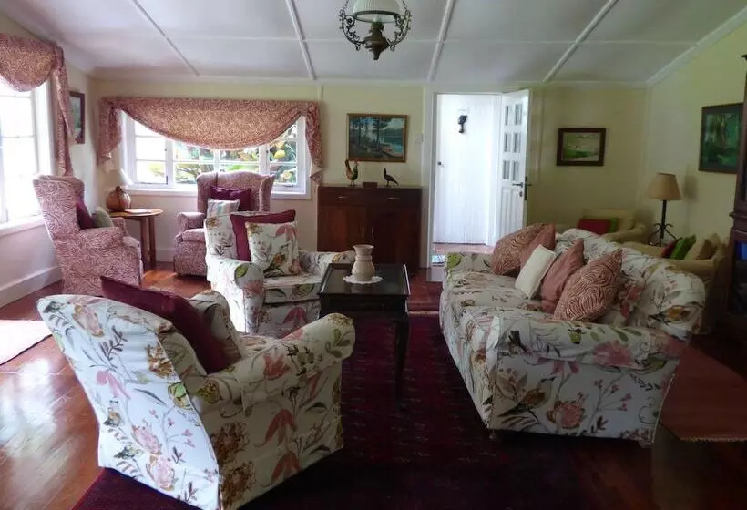 پانسیون Rondo Retreat Centre