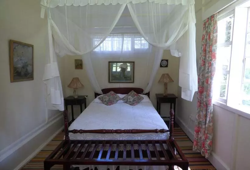 پانسیون Rondo Retreat Centre