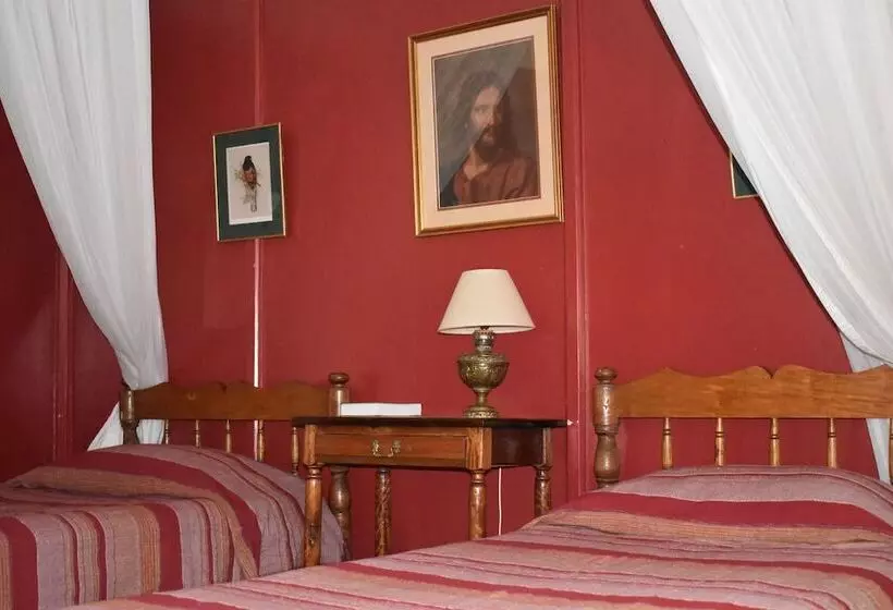 پانسیون Rondo Retreat Centre