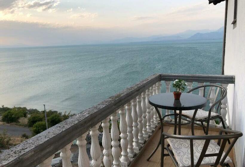 مبيت وإفطار Bella Vista