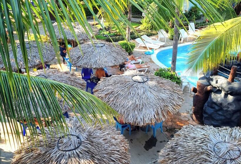 هتل Mi Paraiso Monterrico