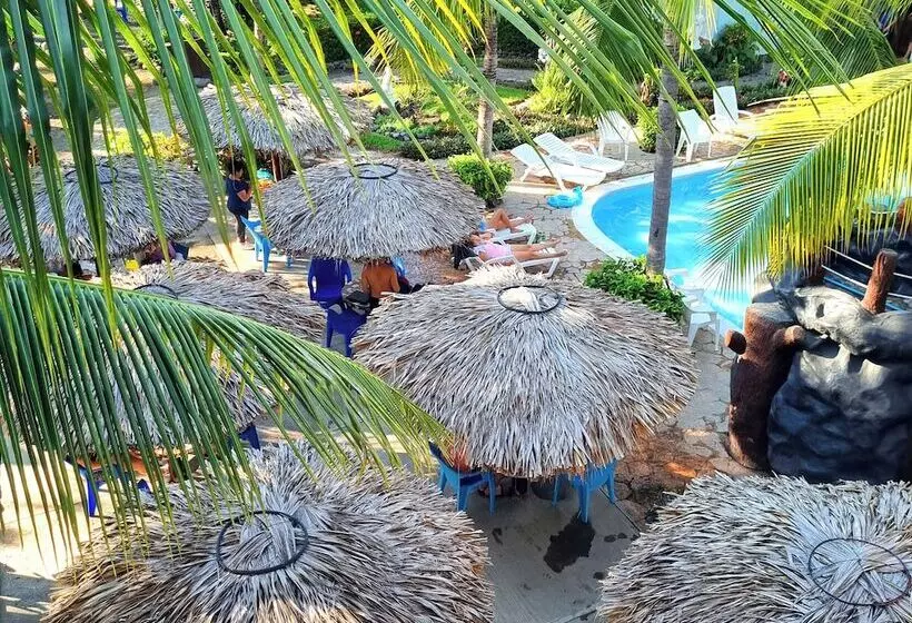 هتل Mi Paraiso Monterrico