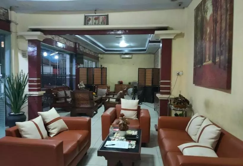 ホテル Oyo 90529  Baruga Makassar