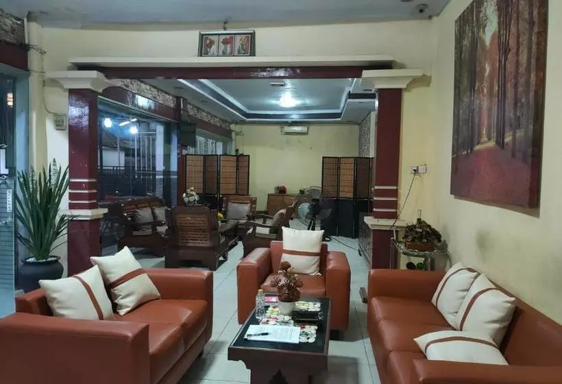 ホテル Oyo 90529  Baruga Makassar