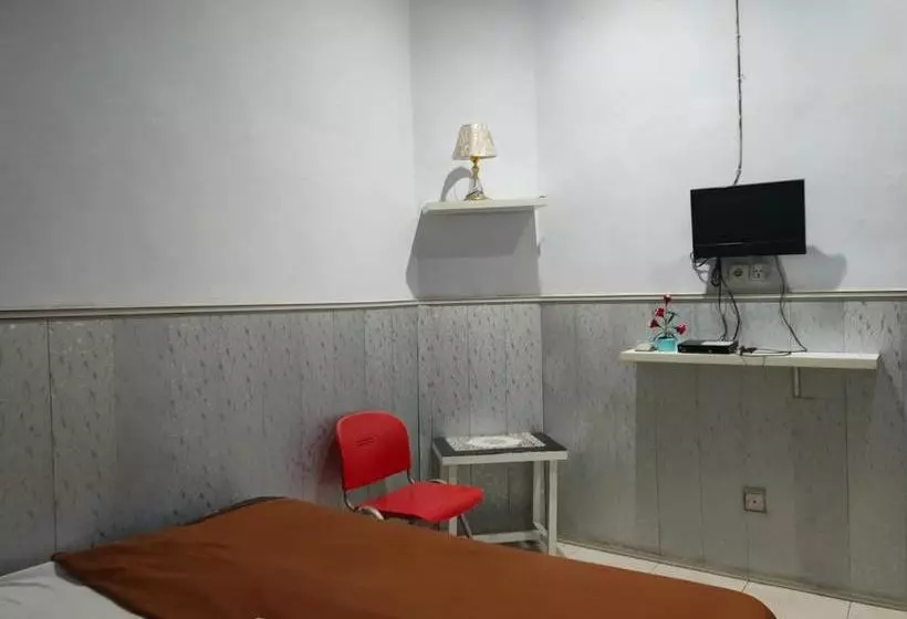 ホテル Oyo 90529  Baruga Makassar