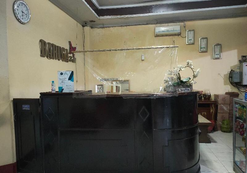 בית מלון כפרי Oyo 90529  Baruga Makassar