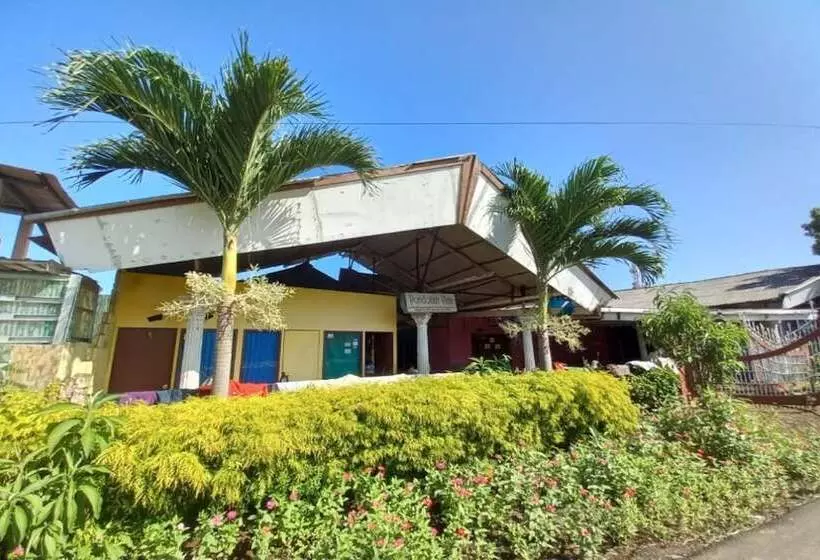 هتل Oyo 90555 Vina Pavilion