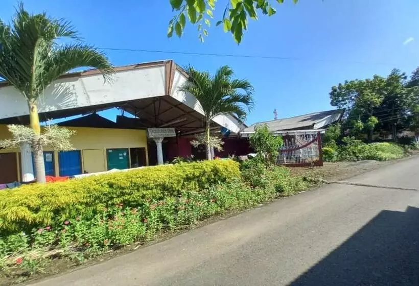 هتل Oyo 90555 Vina Pavilion