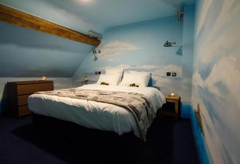 River Lodge Hotel Insolite