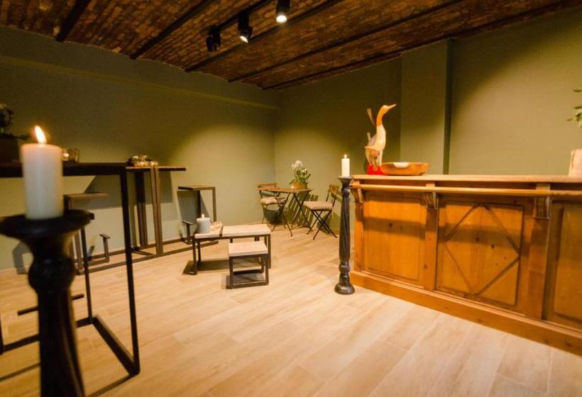 River Lodge Hotel Insolite