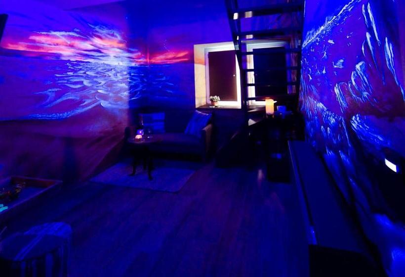 River Lodge Hotel Insolite