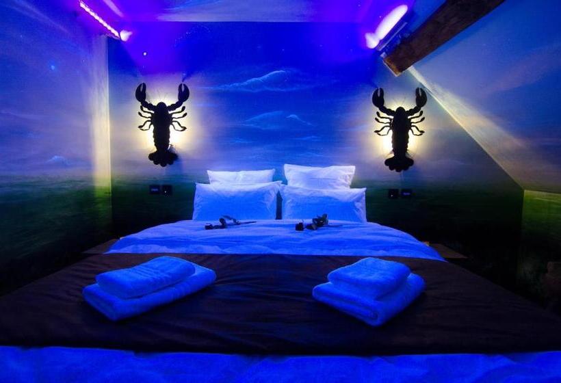 River Lodge Hotel Insolite