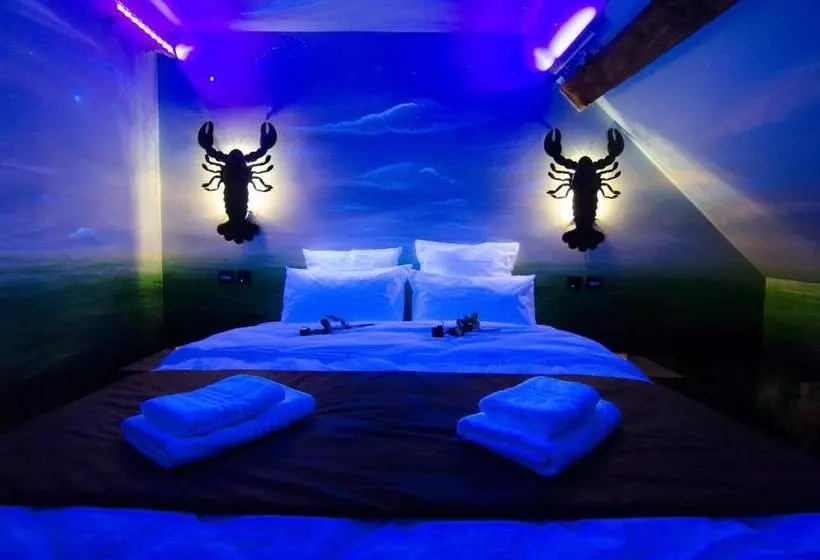 River Lodge Hotel Insolite