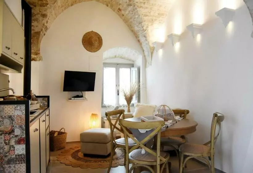 Majatalo Alcova Cellini Bell'italia