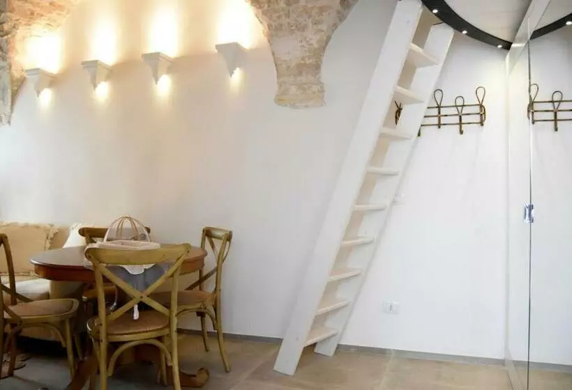 Majatalo Alcova Cellini Bell'italia