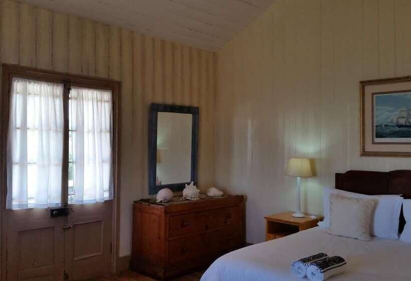 펜션 Bedrock Lodge