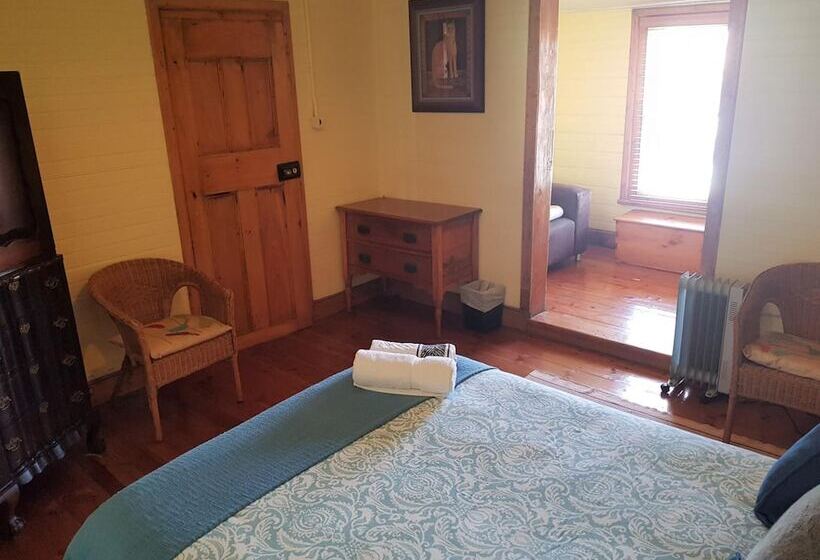 펜션 Bedrock Lodge