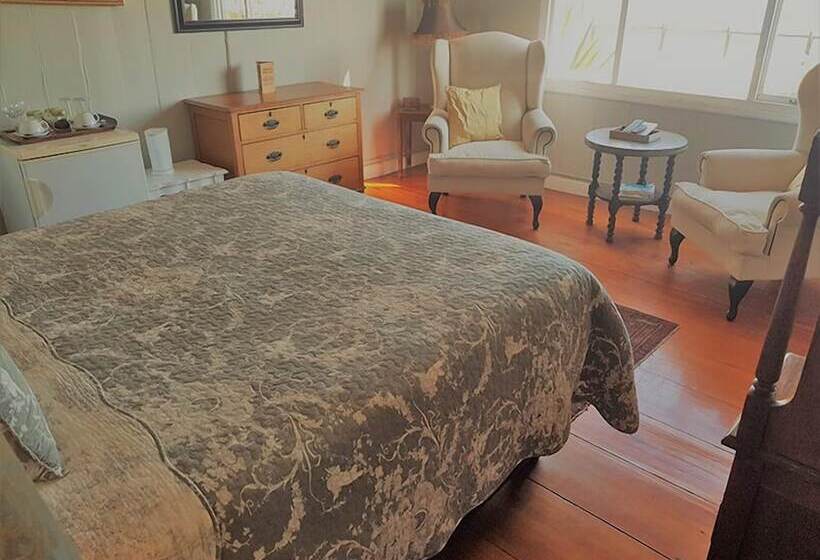 펜션 Bedrock Lodge