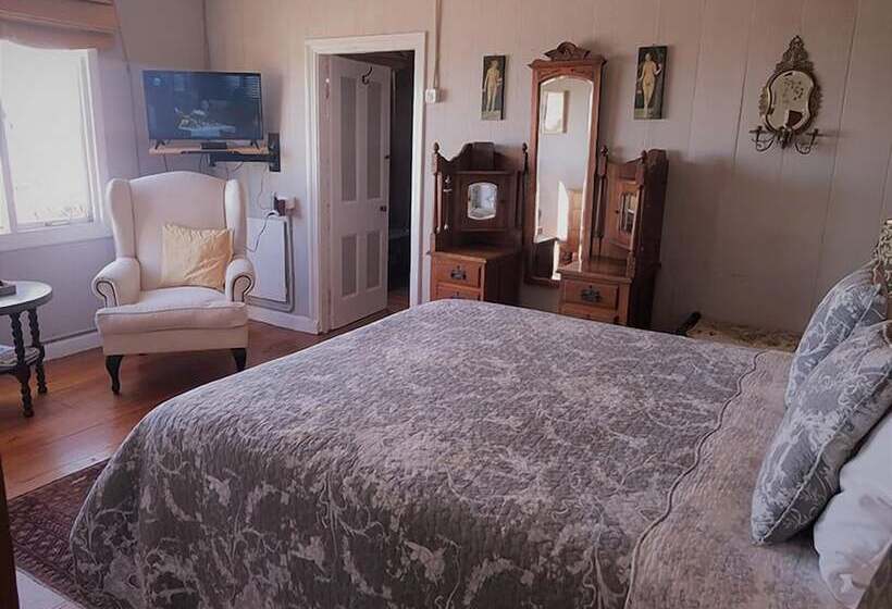 펜션 Bedrock Lodge