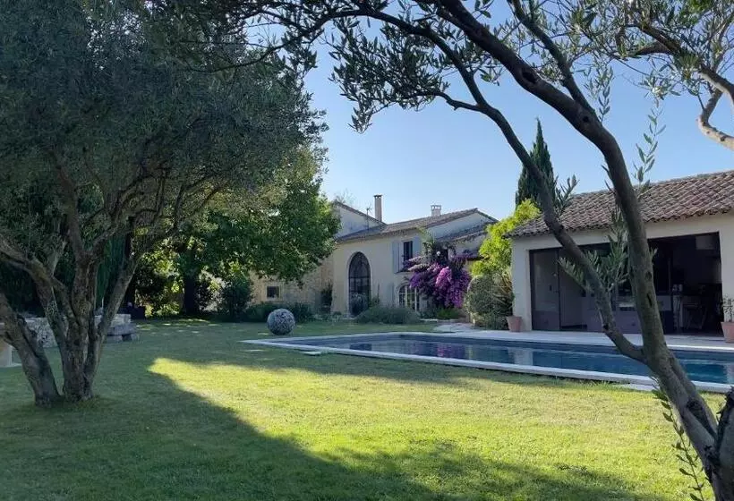 Majatalo Mas Millésime   Chambre Double   Petit Déjeuner   Piscine   Mas Du Xviiième Siècle Proche Saint Rémy