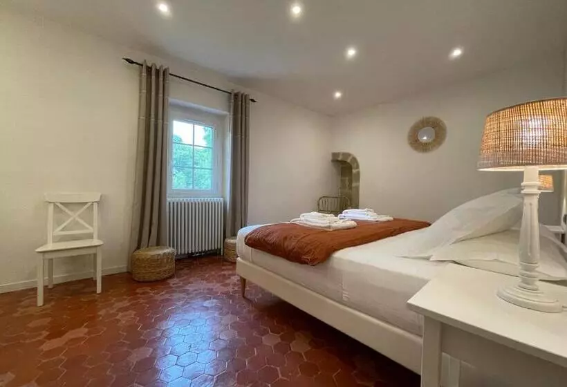 Majatalo Mas Millésime   Chambre Double   Petit Déjeuner   Piscine   Mas Du Xviiième Siècle Proche Saint Rémy