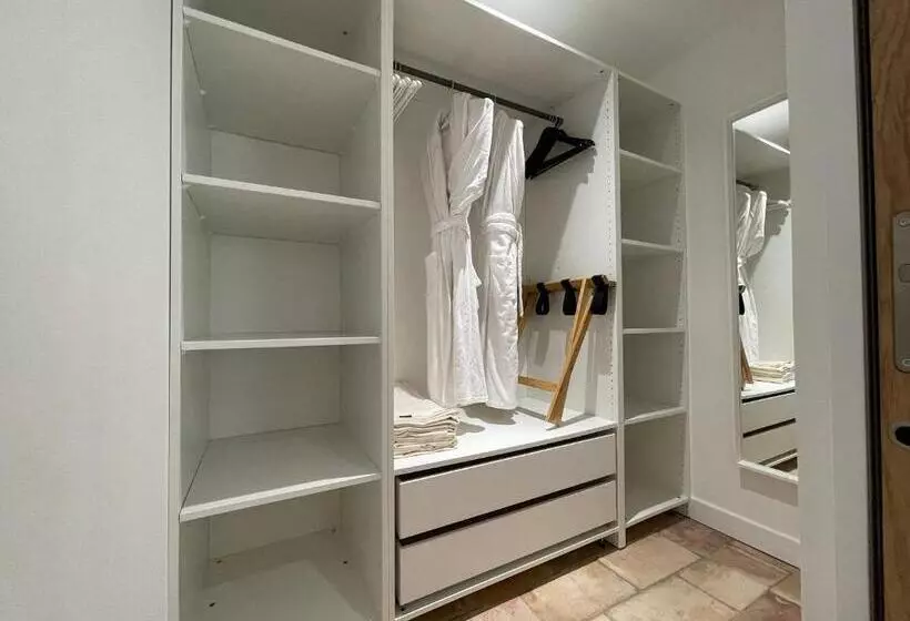 Majatalo Mas Millésime   Chambre Double   Petit Déjeuner   Piscine   Mas Du Xviiième Siècle Proche Saint Rémy