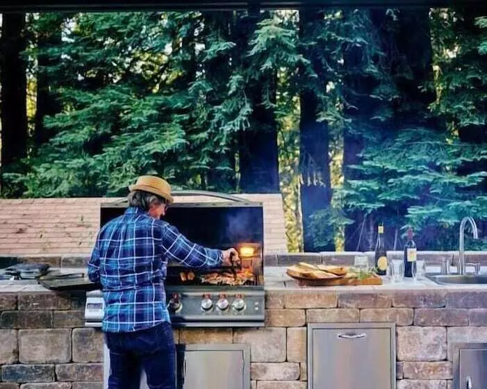 Hotelli Highlands Resort   Adults Only