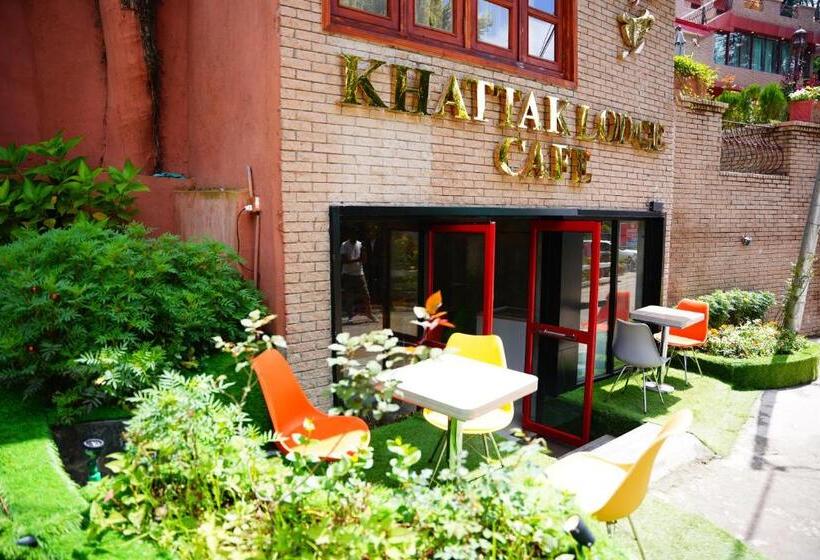 هتل Khattak Lodge Murree