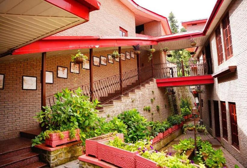 هتل Khattak Lodge Murree