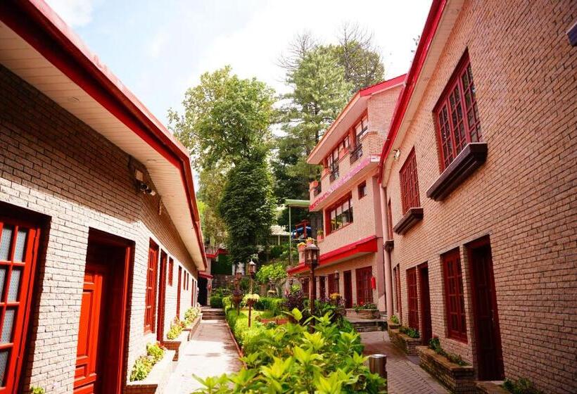 هتل Khattak Lodge Murree