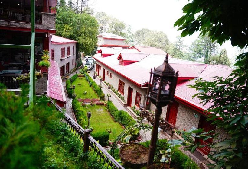 هتل Khattak Lodge Murree