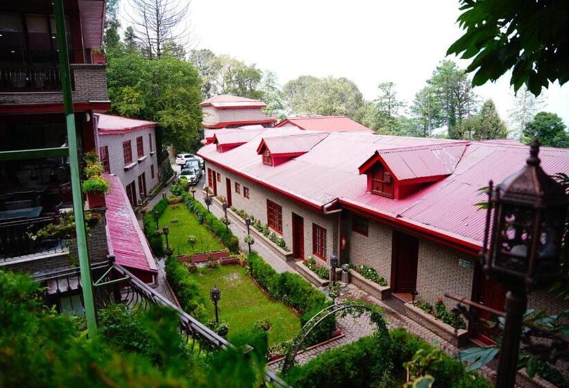 هتل Khattak Lodge Murree