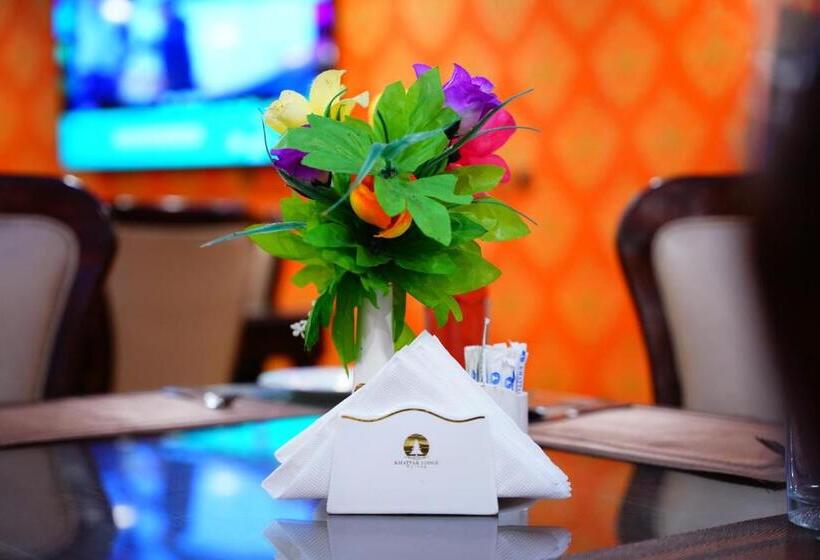 هتل Khattak Lodge Murree