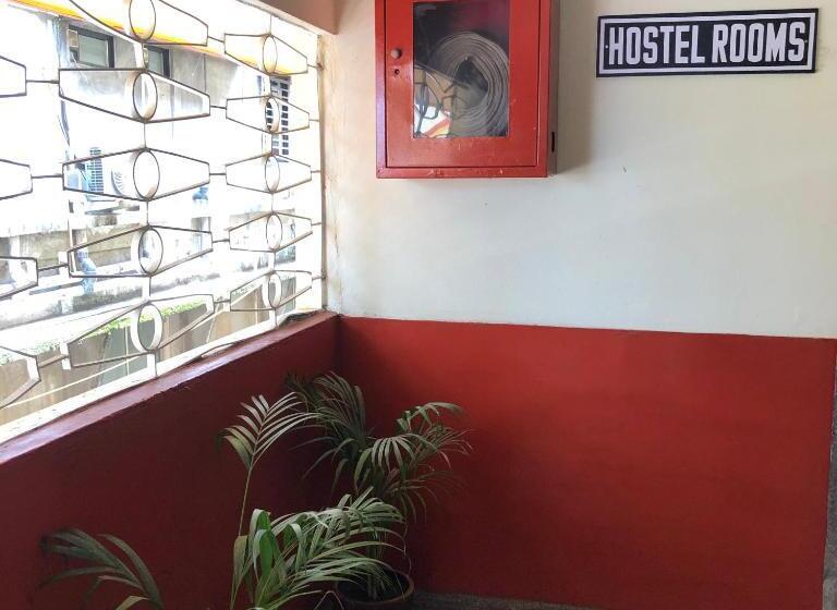 בית מלון כפרי Saluja