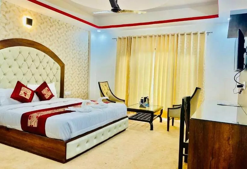 ホテル Radiance Regency   Scenic Mountain View Rooms With Balcony