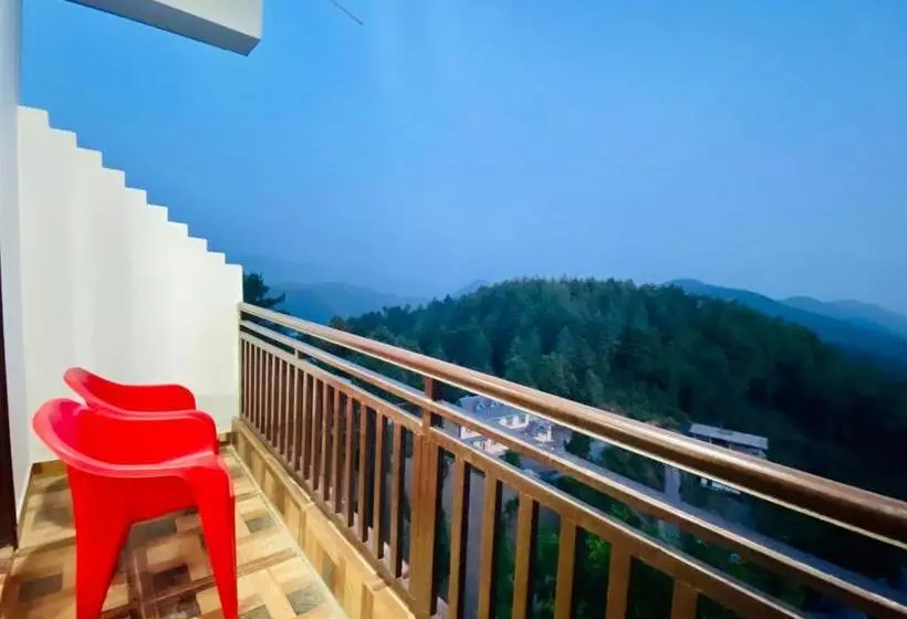 ホテル Radiance Regency   Scenic Mountain View Rooms With Balcony