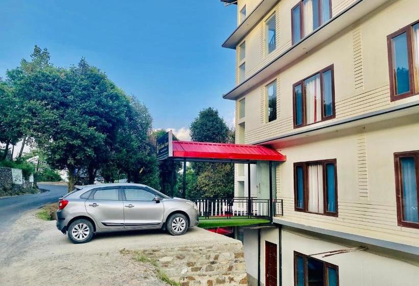 Hotel Radiance Regency   Scenic Mountain View Rooms With Balcony