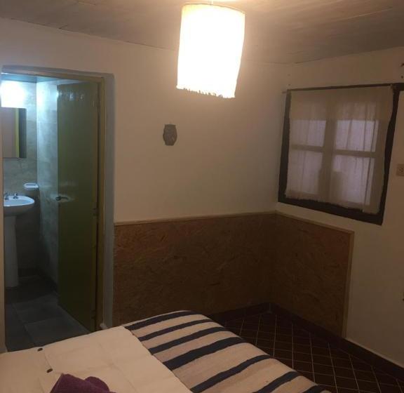 Bed & Breakfast Amalaya Hostel