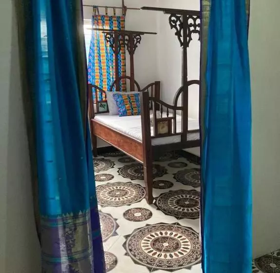 Aamiaismajoitus (B&B) Malaika House Paje