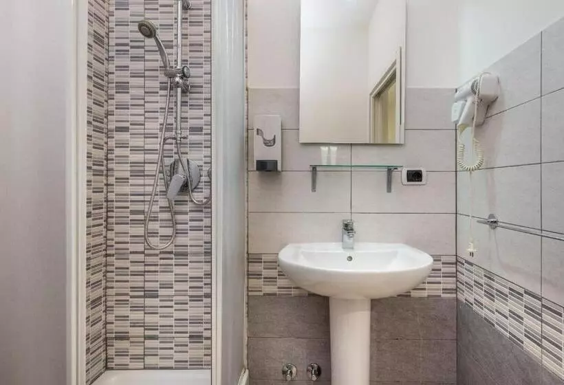 تختخواب و صبحانه Travelershome 7metri Guesthouse