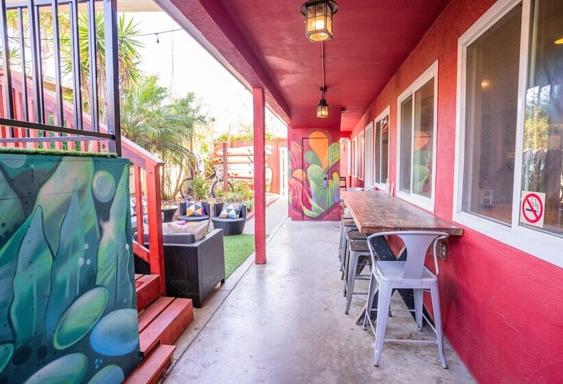 California Dreams Hostel Ocean Beach