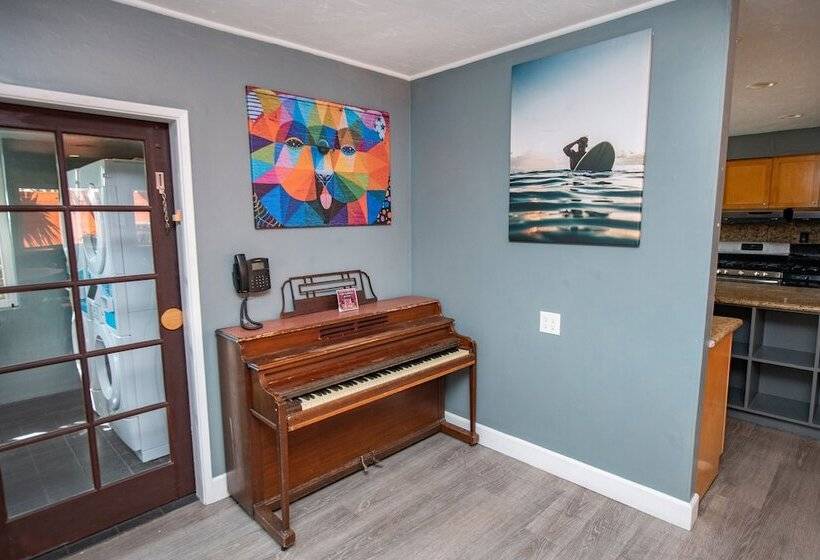 California Dreams Hostel Ocean Beach