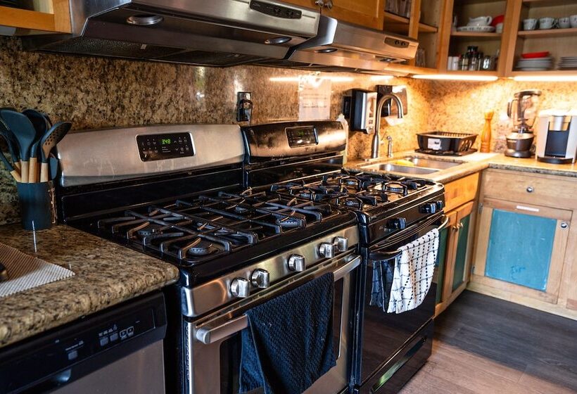 California Dreams Hostel Ocean Beach